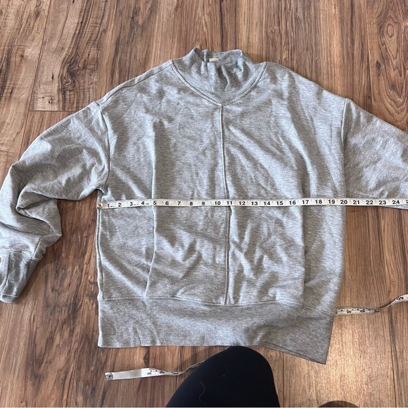 Athleta Apollo Crewneck Sweatshirt - Picture 8 of 9